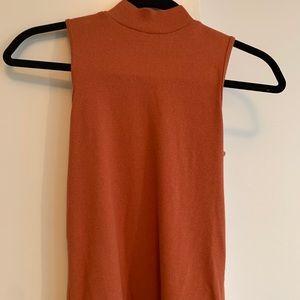 Gap Mock-Neck Sleeveless Sweater